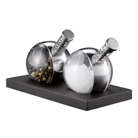 Salt and Pepper Set Planet
