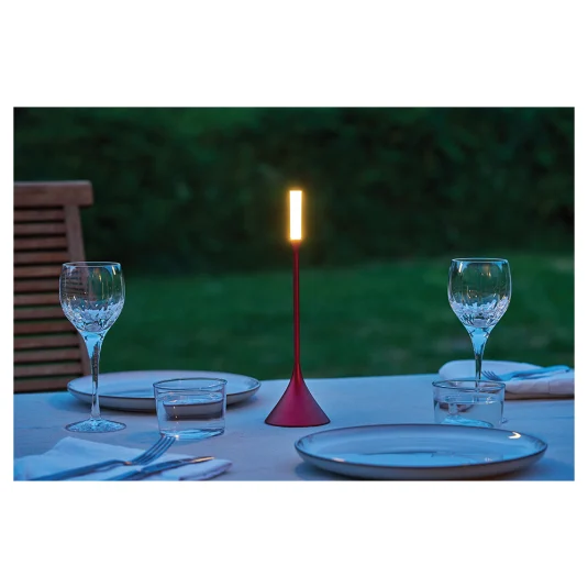 Steli Candle-LH110-DR-Dark red-Lifestyle-04_web